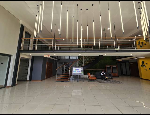 229M² OFFICE TO LET IN HURLINGHAM